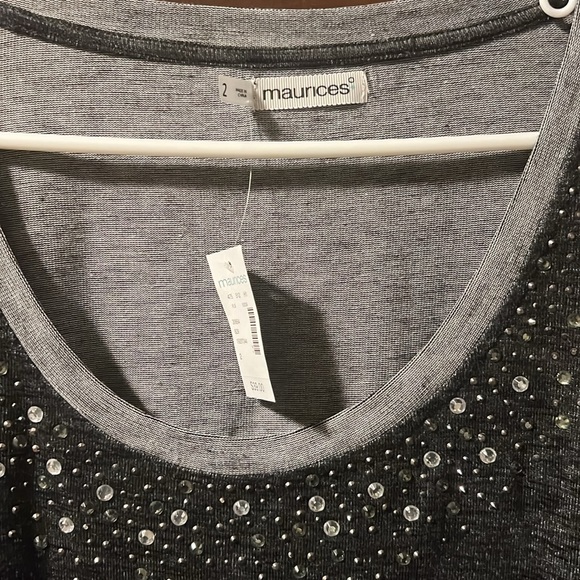 NWT- Maurice’s Top size 2 - Picture 2 of 4